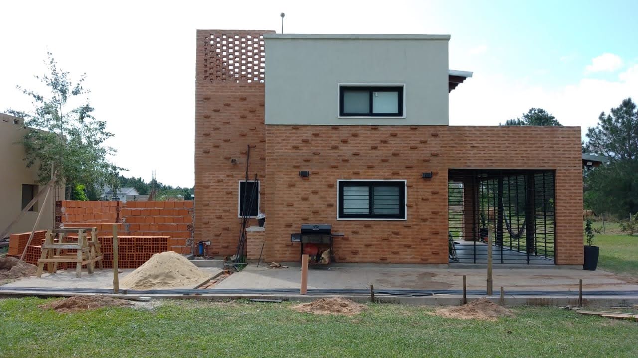 building process of a house